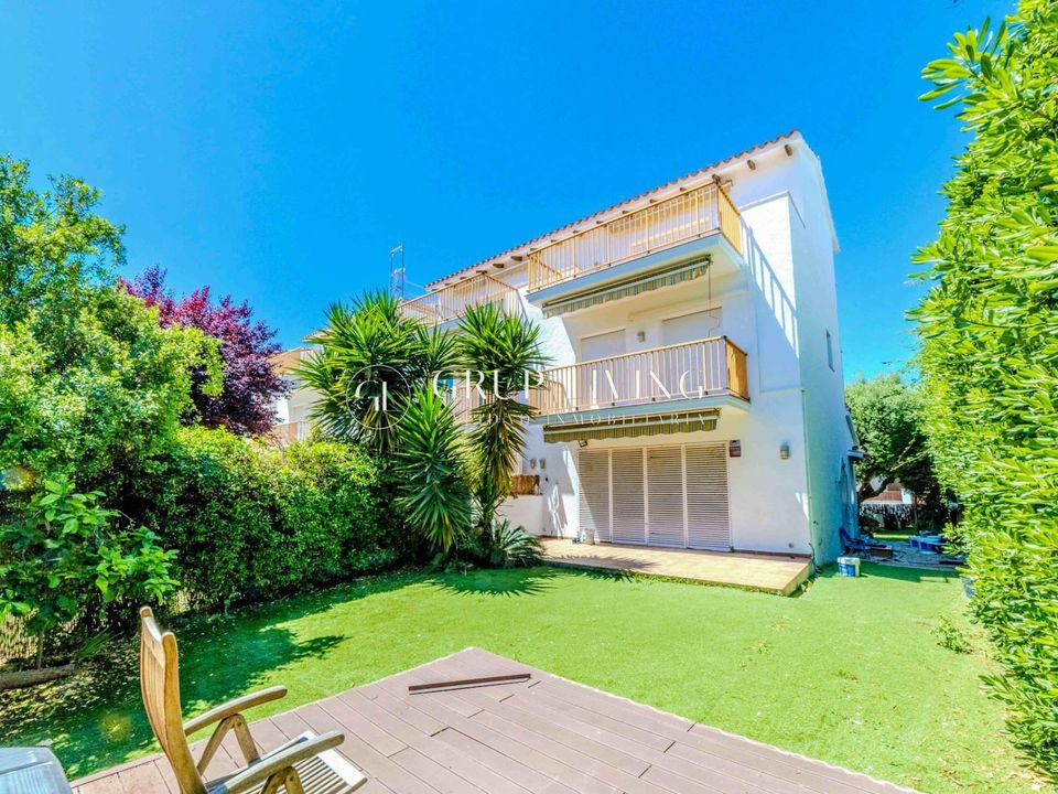 Villa a Sitges, Barcelona - foto 1