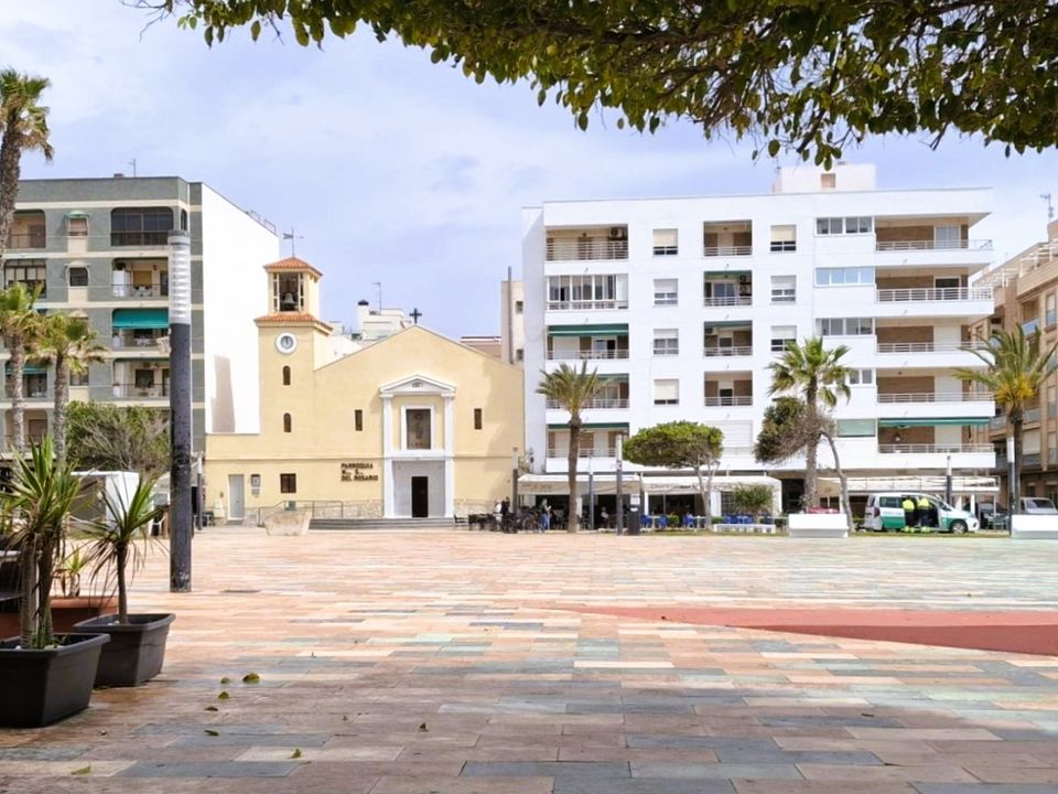 Lejlighed i Torrevieja, Alicante - foto 1