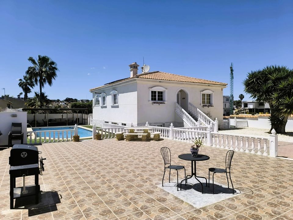 Villa i La Marina, Alicante - foto 1