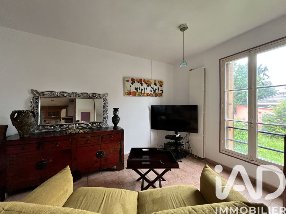 Villa in Stains, Seine-Saint-Denis - foto 2