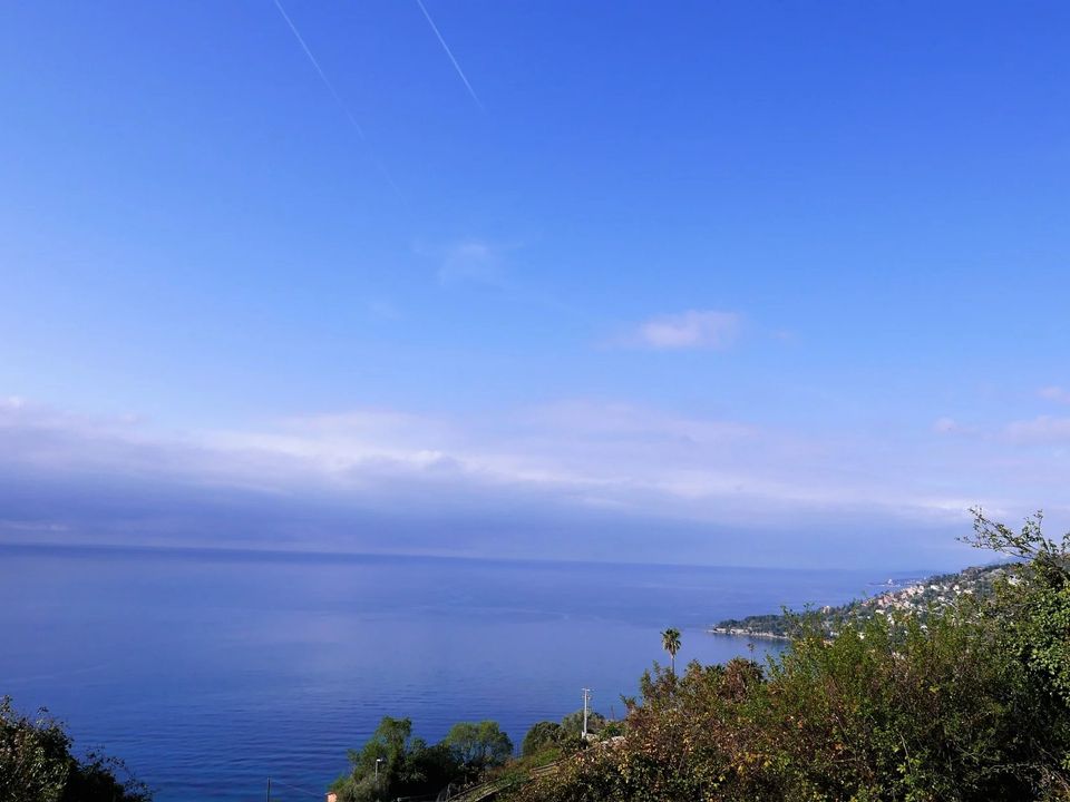 Helårsgrund i Ventimiglia, Imperia - foto 1