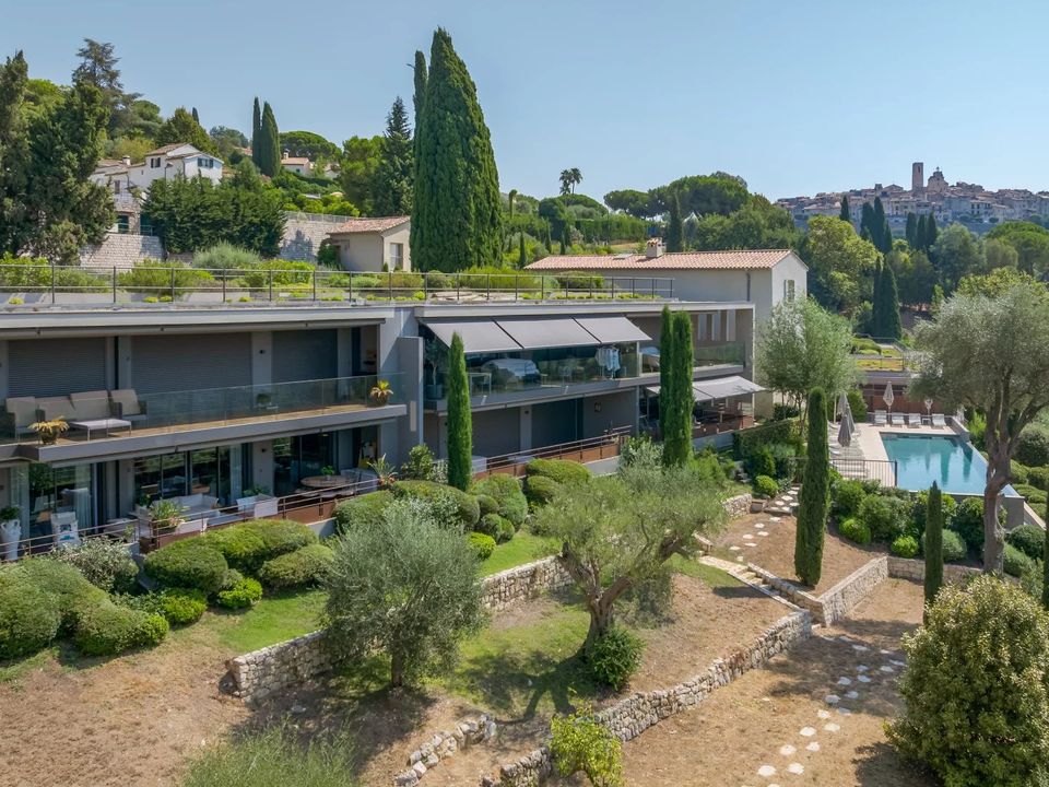 Leilighet i Saint-Paul-de-Vence, Alpes-Maritimes - bilde 2