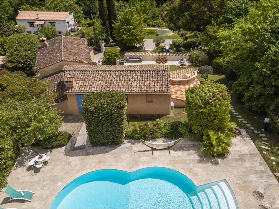 Villa i Le Bar-sur-Loup, Alpes-Maritimes - foto 4