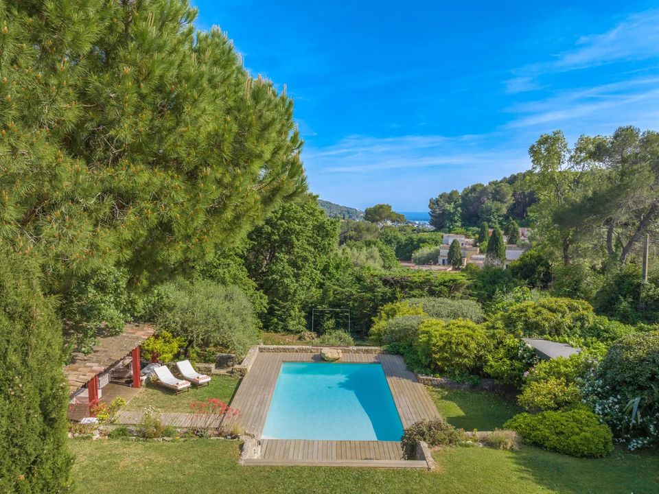 Villa i Le Cannet, Alpes-Maritimes - foto 1