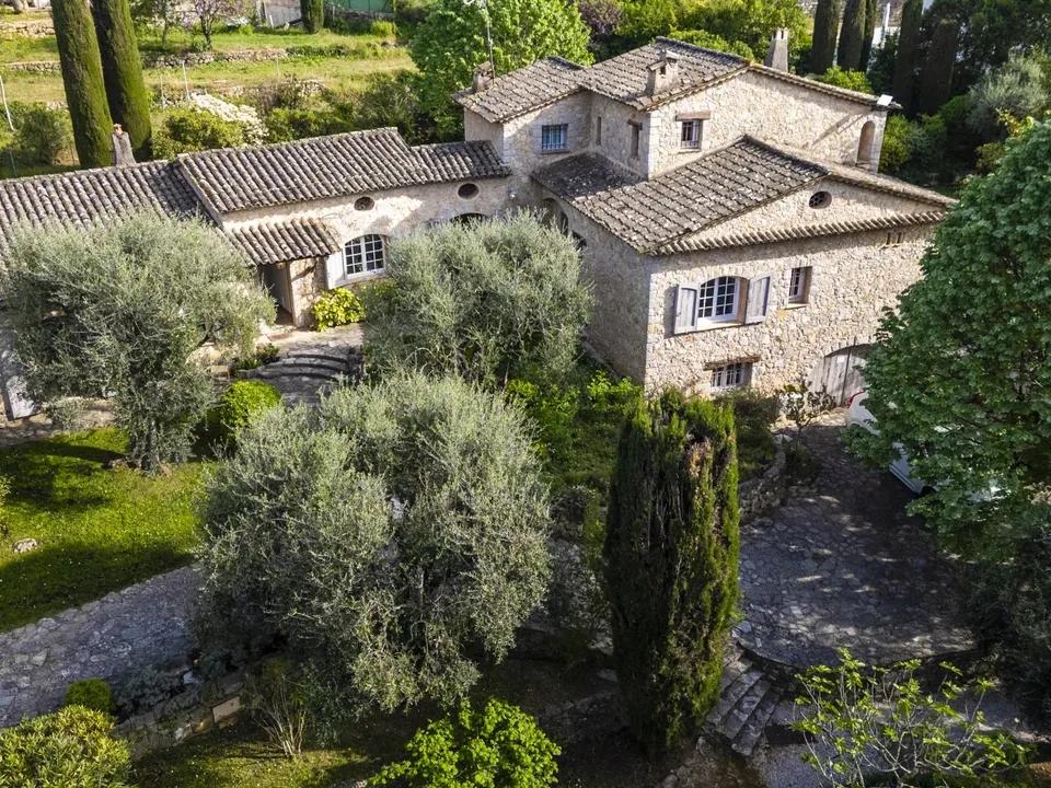 Villa i Grasse, Alpes-Maritimes - foto 1