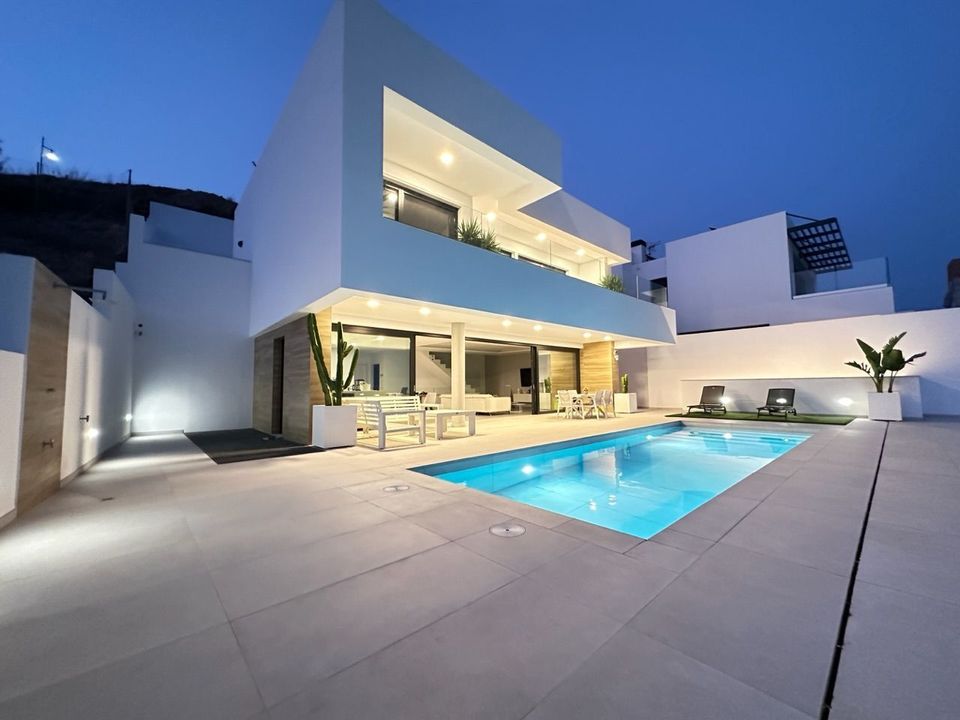 Villa i Nerja, Malaga - foto 4