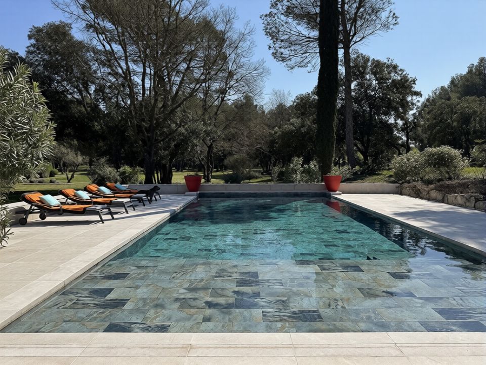 Villa in L'Isle-sur-la-Sorgue, Vaucluse - photo 2