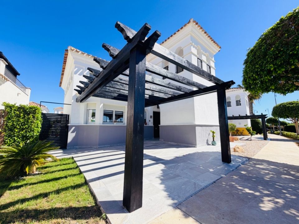 Villa i La Torre Golf Resort, Murcia - foto 1