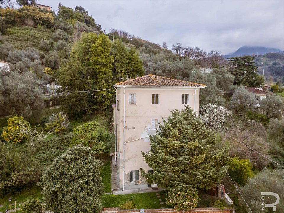Villa a Carrara, Massa and Carrara - foto 4