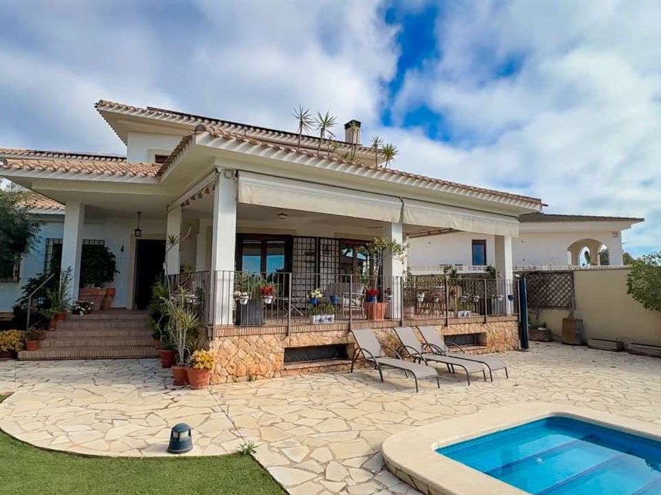 Villa i Dehesa De Campoamor, Alicante - foto 1