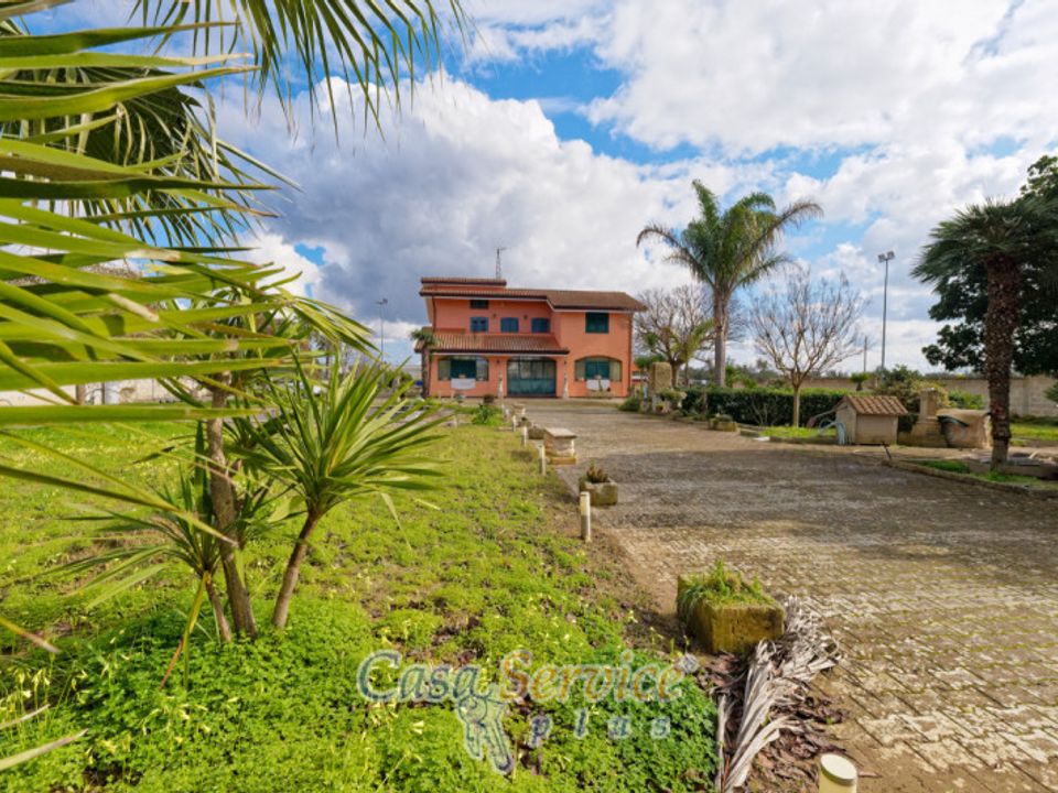Villa i Cutrofiano, Lecce - foto 1