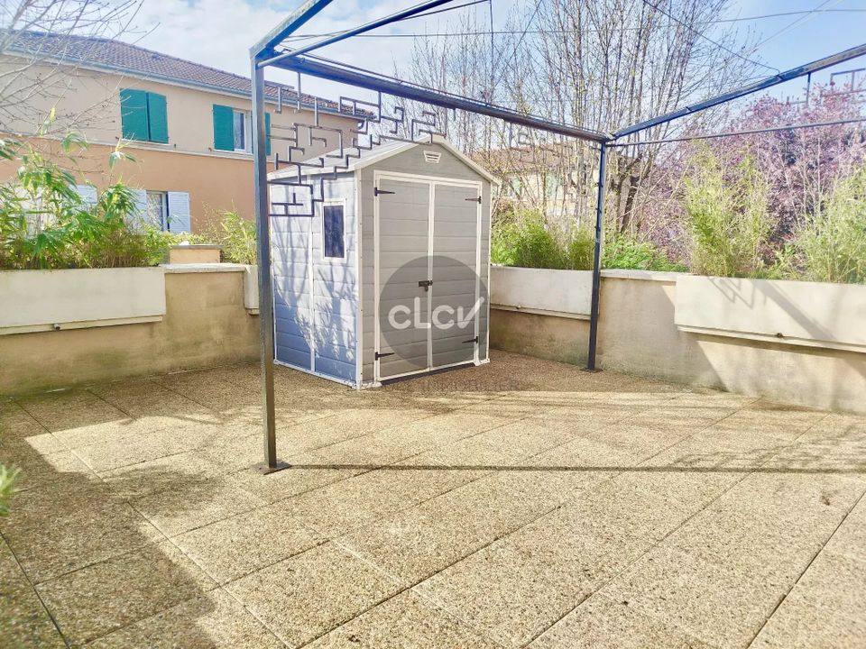 Lejlighed i Vaulx-en-Velin, Rhone - foto 5