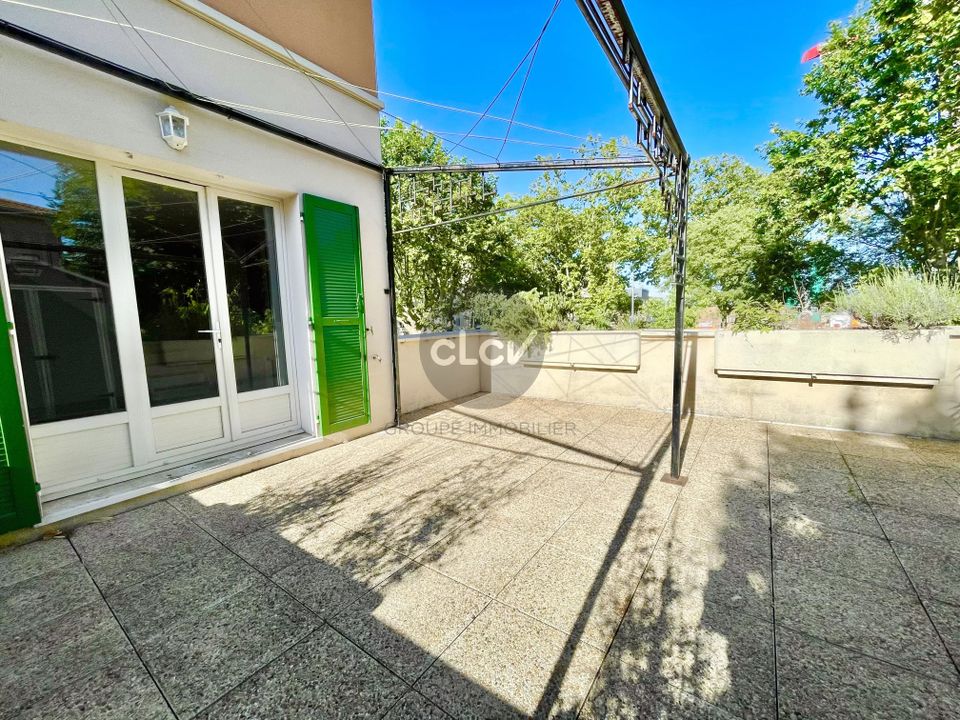 Lejlighed i Vaulx-en-Velin, Rhone - foto 2
