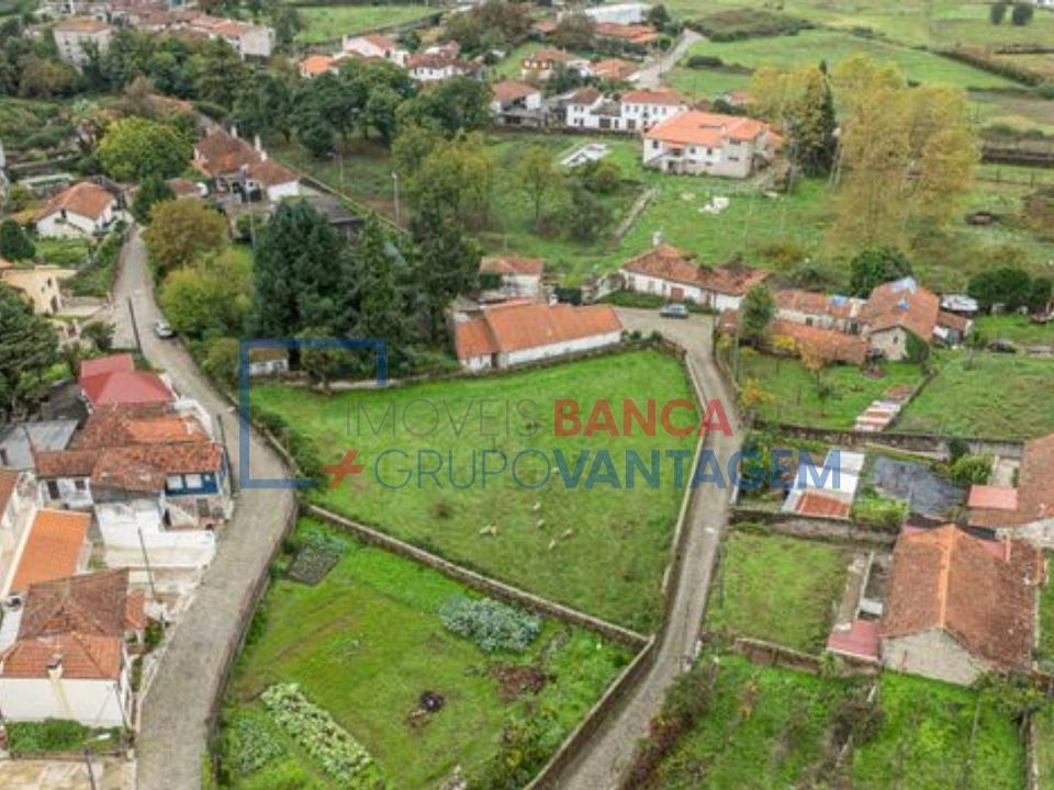 Helårsgrund i Pacos de Ferreira, Porto - foto 3