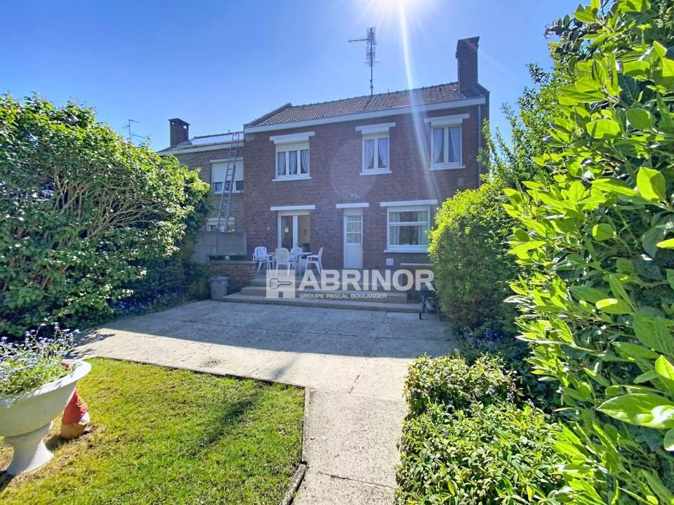 Villa i Tourcoing, Nord - foto 1