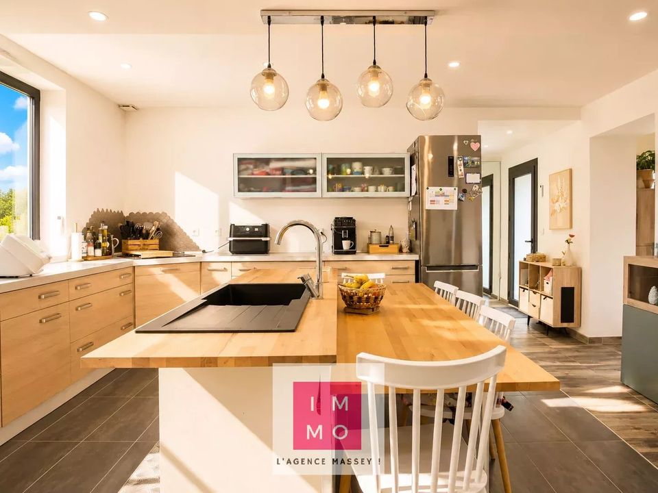 Villa i Tarbes, Hautes-Pyrenees - foto 1