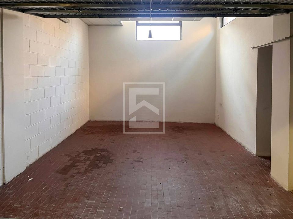 Parkeringsplass i Brescia, Brescia - bilde 4