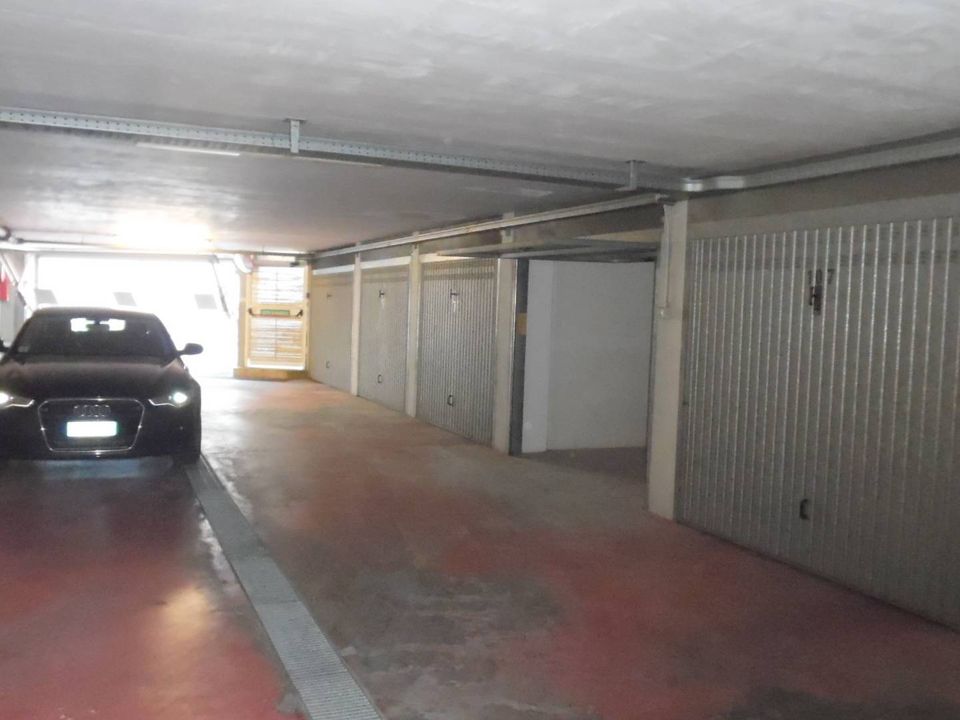 Parkeringsplads i San Benedetto Del Tronto, Ascoli Piceno - foto 3