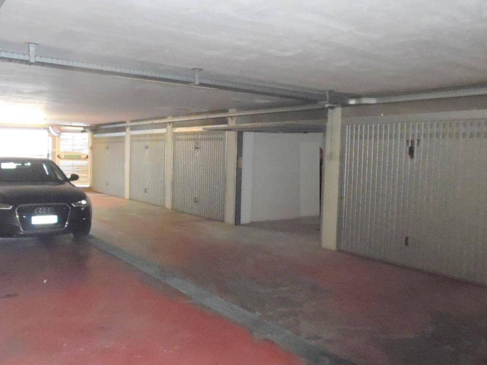 Parkeringsplads i San Benedetto Del Tronto, Ascoli Piceno - foto 4