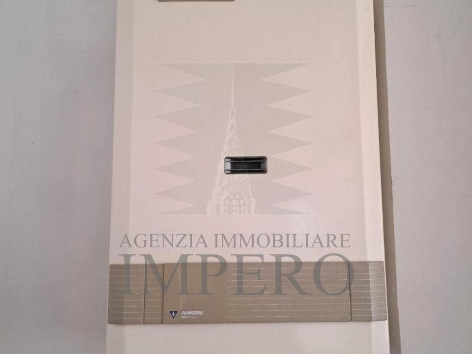 Erhvervsejendom i Vallecrosia, Imperia - foto 3