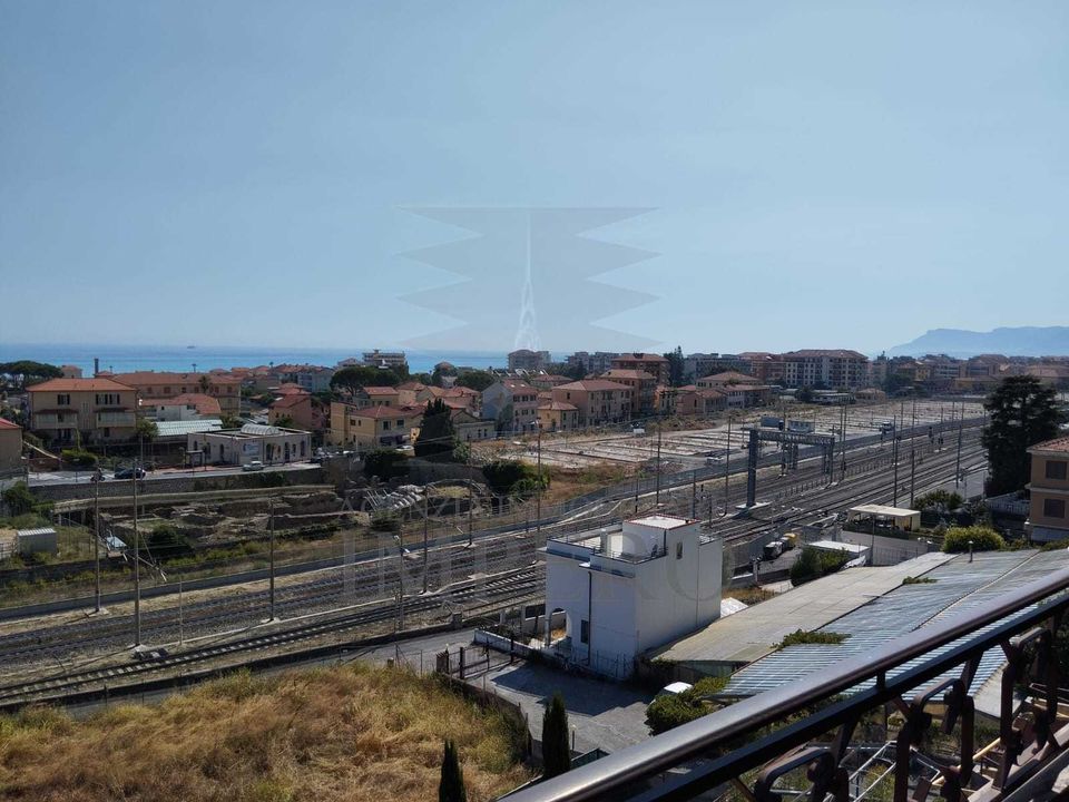 Lejlighed i Ventimiglia, Imperia - foto 3