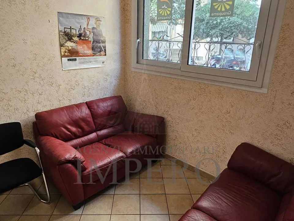 Erhvervsejendom i Ventimiglia, Imperia - foto 2