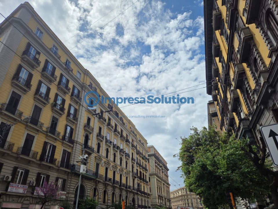 Erhvervsejendom i Naples, Naples - foto 3