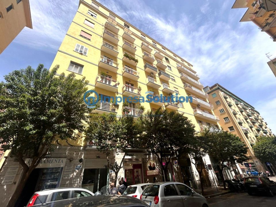 Erhvervsejendom i Naples, Naples - foto 3