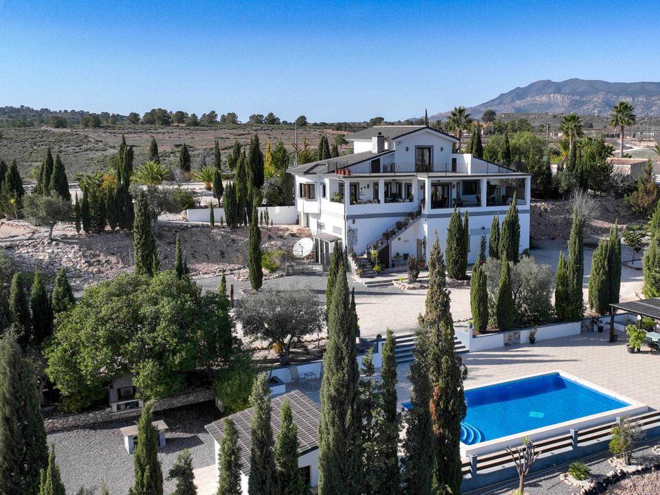 Villa i Pinoso, Alicante - foto 1