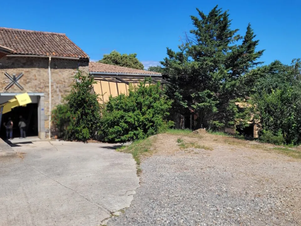 Landejendom i Faugeres, Herault - foto 1