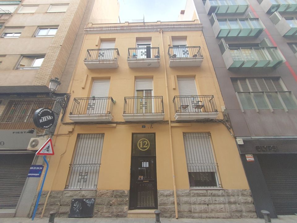 Erhvervsejendom i Alicante, Alicante - foto 1