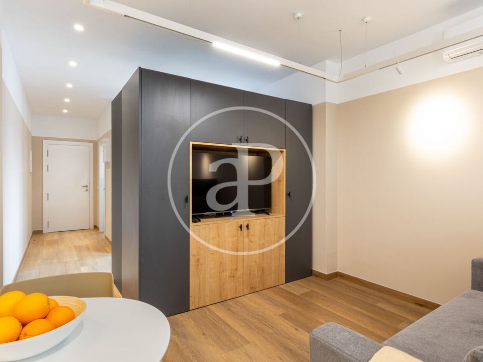 Apartment in Valencia, Valencia - photo 2