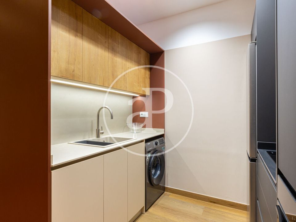 Apartment in Valencia, Valencia - photo 4