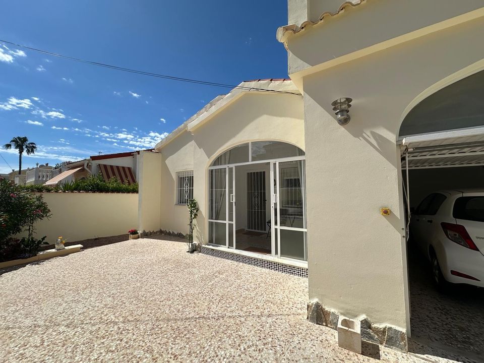 Villa i La Marina, Alicante - foto 1