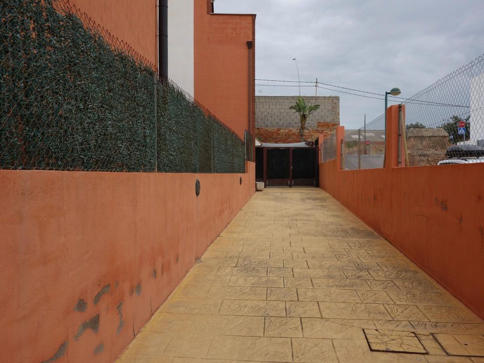 Casa adossada a Almazora, Castellon - foto 5