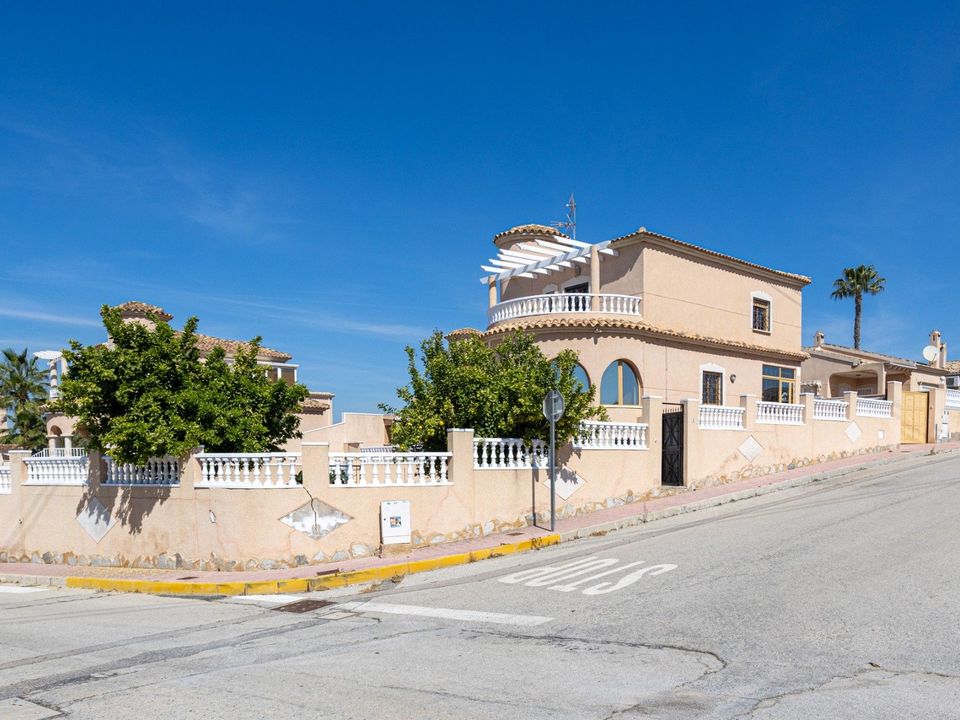 Villa i Benijofar, Alicante - foto 1