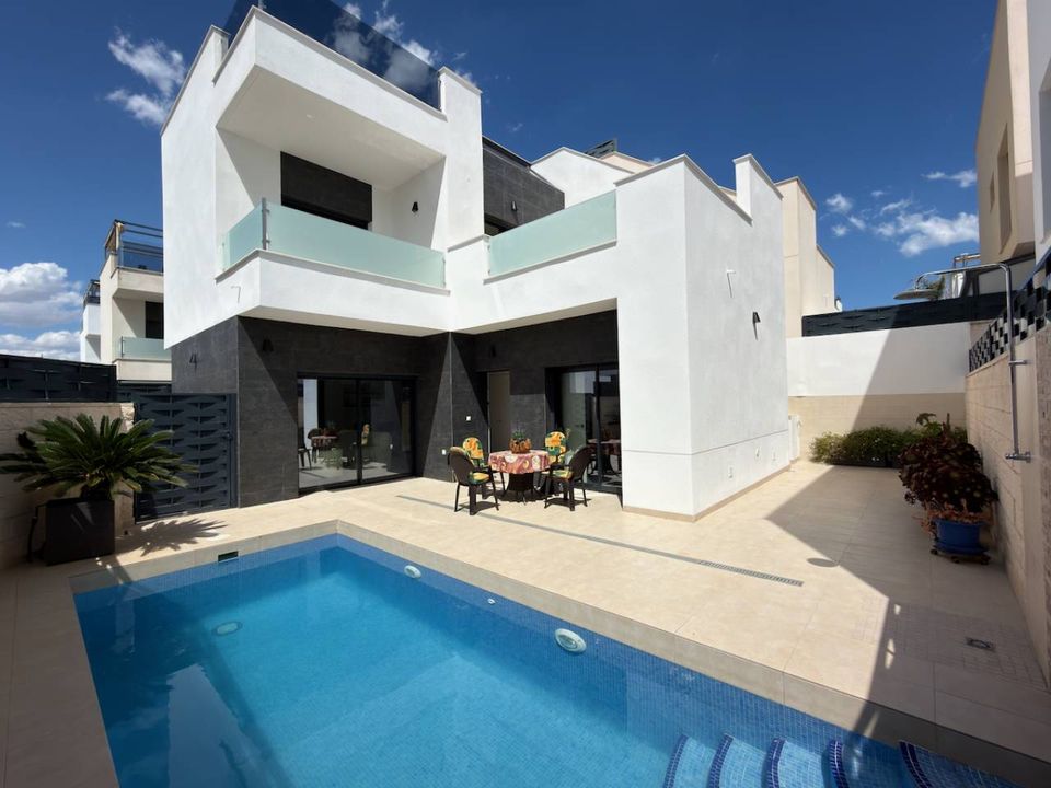 Villa i Benijofar, Alicante - bilde 1