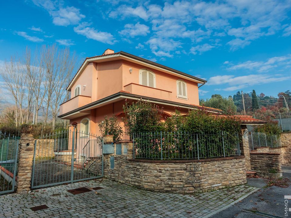 Villa i Massa E Cozzile, Pistoia - foto 1