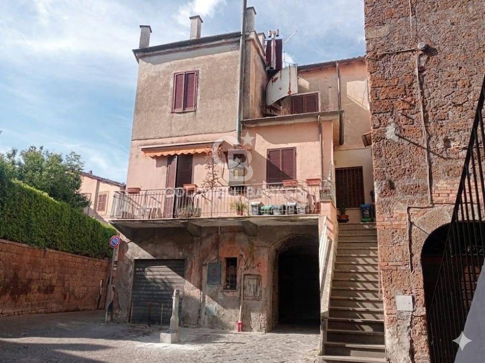 Lejlighed i Sutri, Viterbo - foto 1