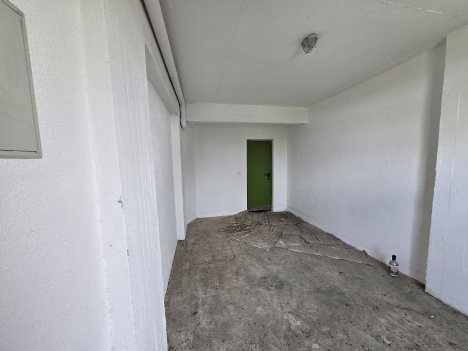 Garage i Rio de Mouro-Estacao, Lisbon - foto 2
