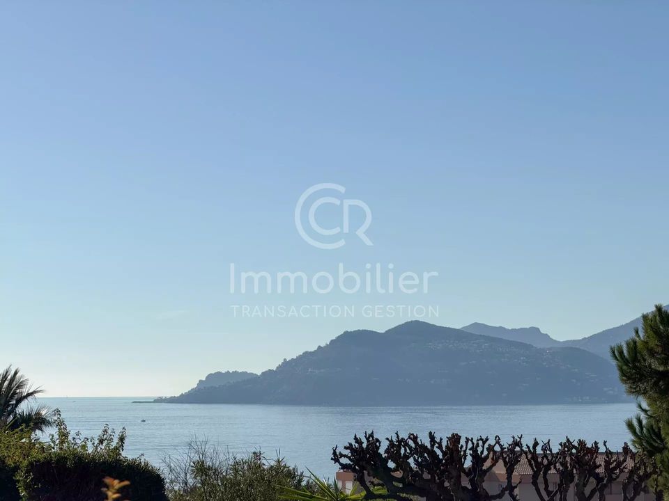 Lejlighed i Cannes-la-Bocca, Alpes-Maritimes - foto 1