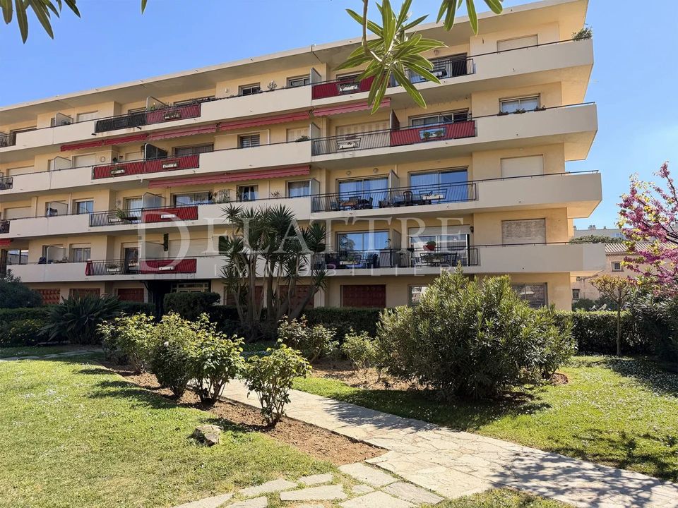 Lejlighed i Antibes, Alpes-Maritimes - foto 1
