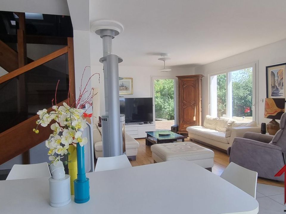 Villa i Fontainebrux, Jura - foto 3