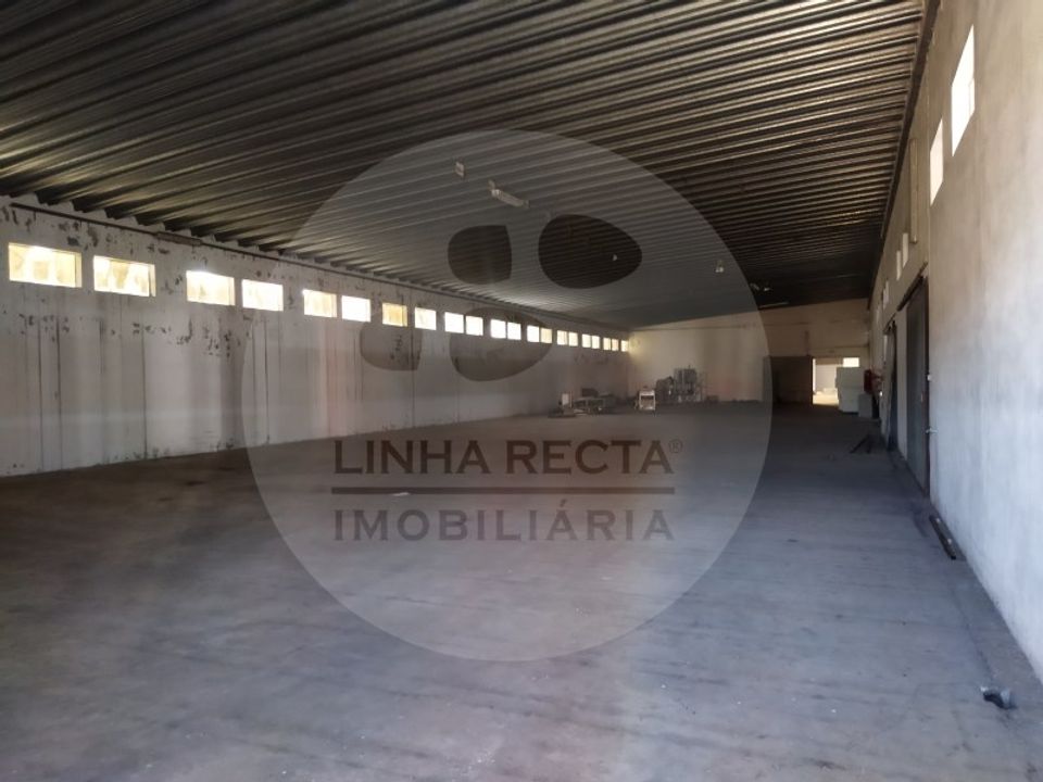 Erhvervsejendom i Quinta do Anjo, Setubal - foto 1