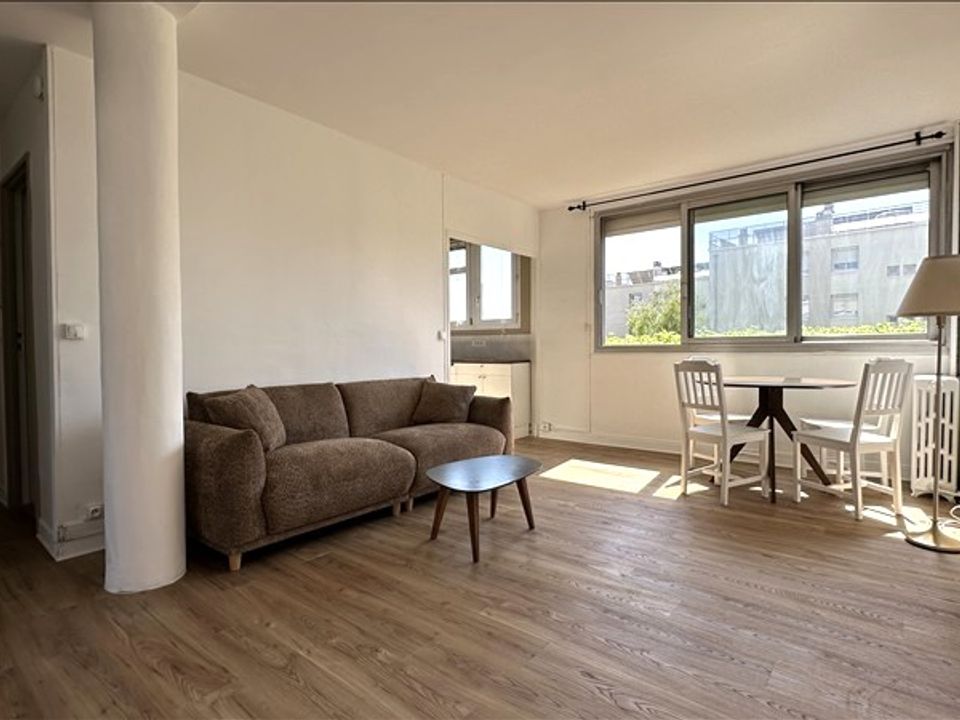 Leilighet i Issy-les-Moulineaux, Hauts-de-Seine - bilde 1
