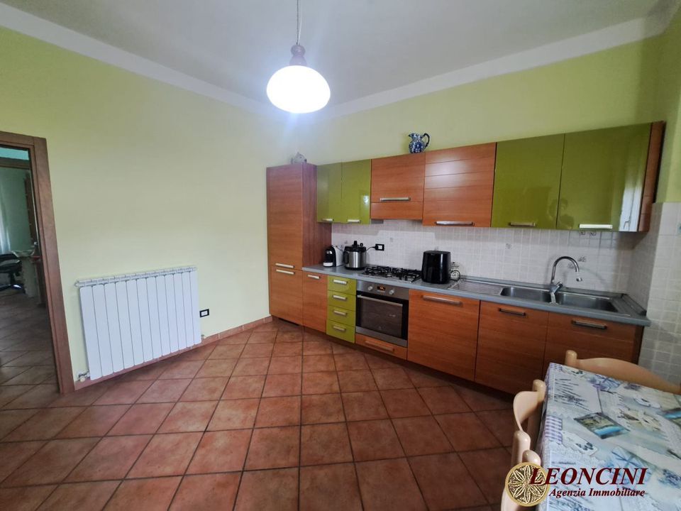 Lejlighed i Villafranca in Lunigiana, Massa and Carrara - foto 2
