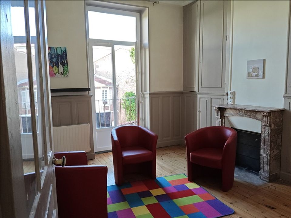 Apartment in Clermont-Ferrand, Puy-de-Dome - photo 3