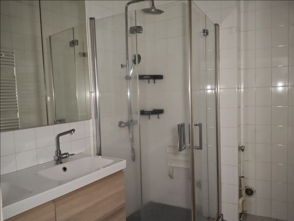 Apartment in Clermont-Ferrand, Puy-de-Dome - photo 5