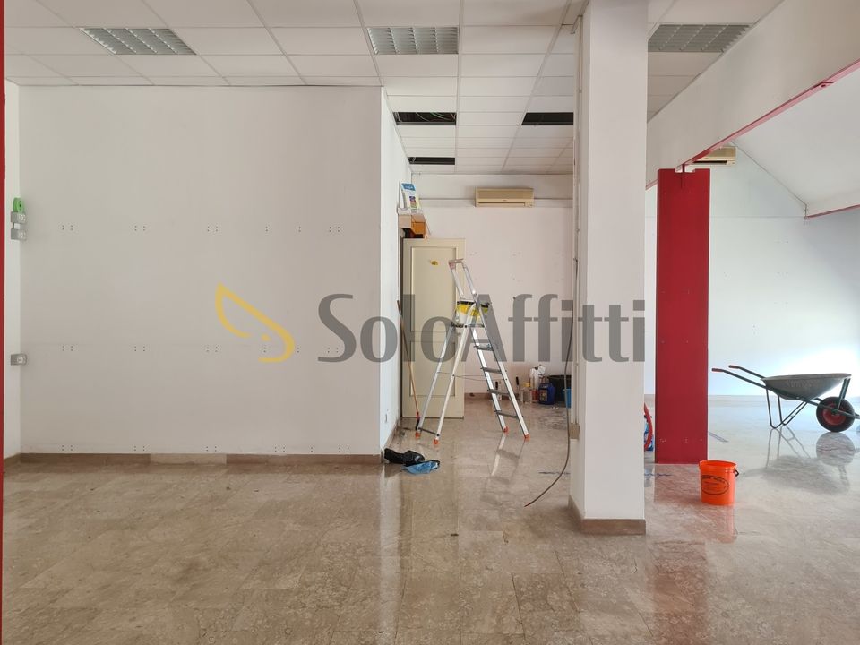 Erhvervsejendom i Montesilvano Marina, Pescara - foto 4
