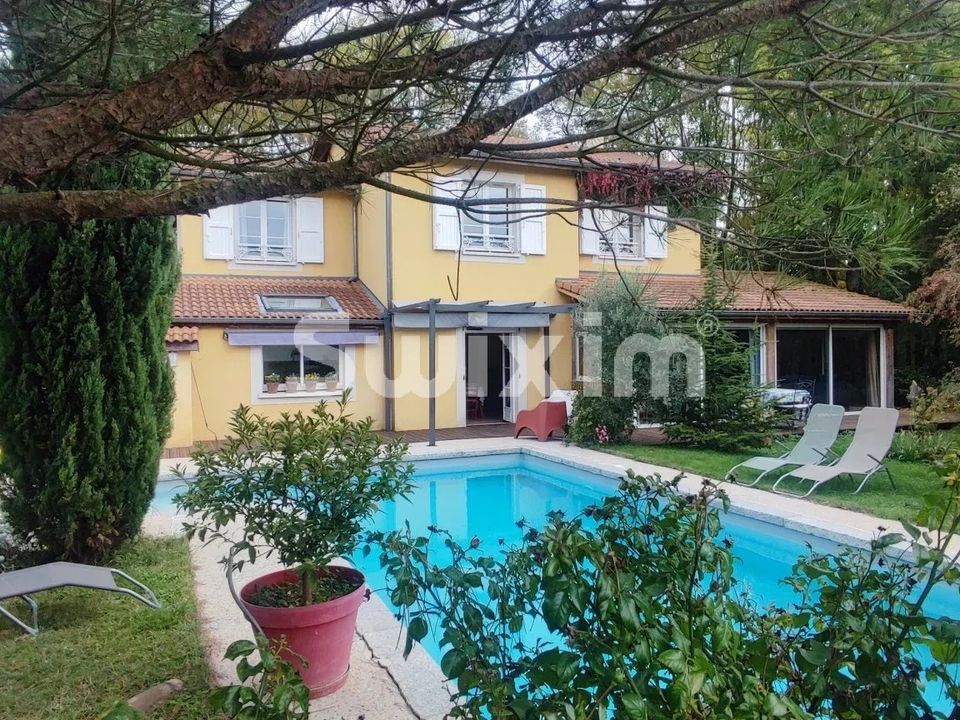 Masia a St.-Cyr-sur-le-Rhône, Rhone - foto 1